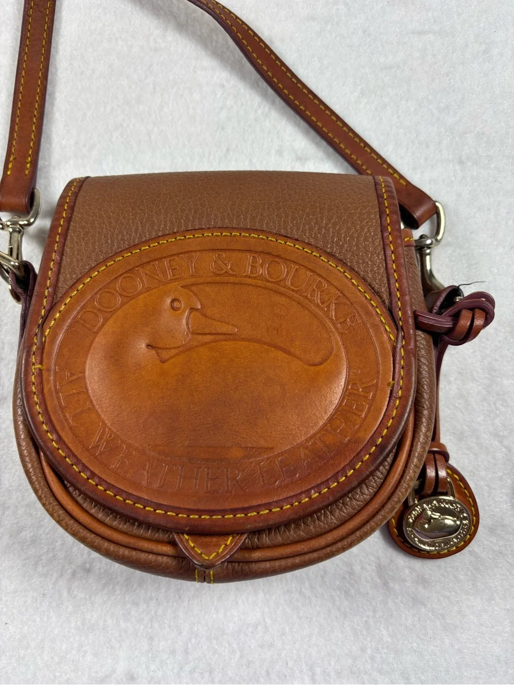 Vintage 90s Y2K Dooney & Bourke All Weather Leather AWL Cavalry Crossbody
